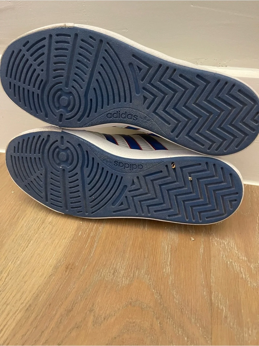 Adidas Woman’s Nora White Suede Sneakers with Blue Stripes & Red Heel